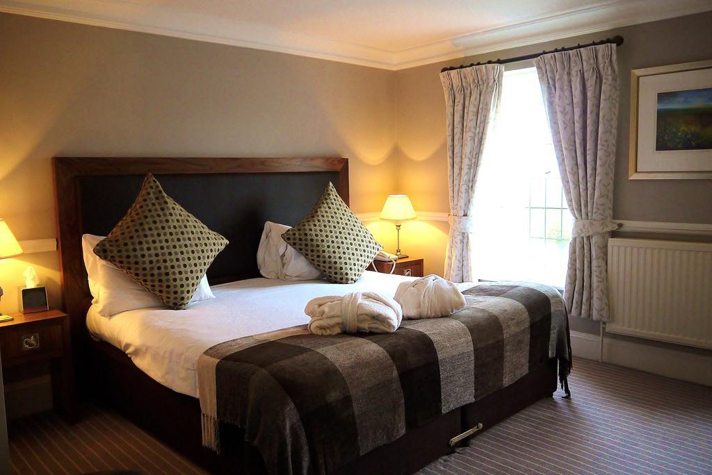 Hatton Court Hotel Gloucester Zimmer foto